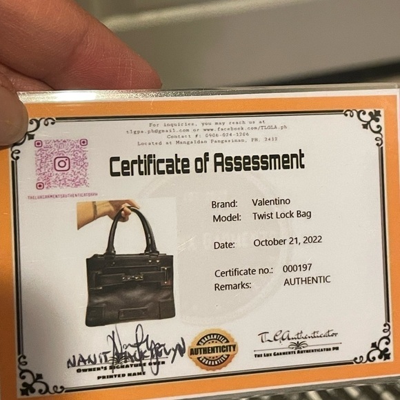 Authenticated Valentino Rockstud Mini Top Handle Bag - Picture 5 of 12